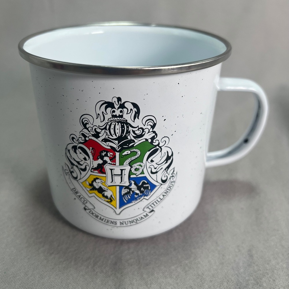 Harry Potter Hogwarts Crest Houses Speckled Tin Enamel Camp Mug Cup 21 oz NEW
